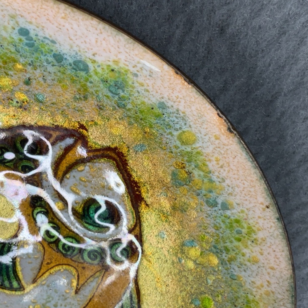 Phyllis Wallen Artistic Mid-Century Enamel on Copper “Fish” Design Glass Plate - Picture 7 of 15